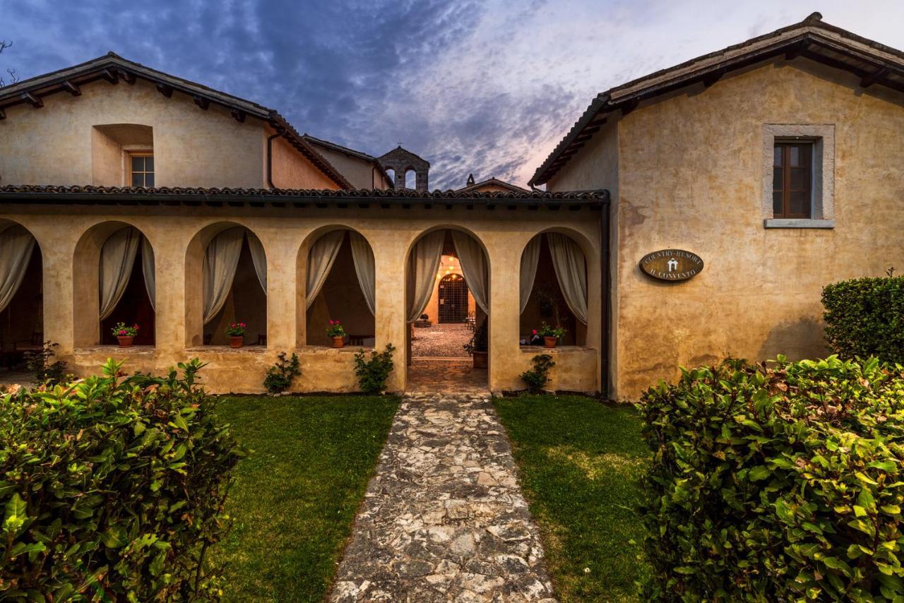 Ex Convento Santa Croce-Country Resort SantʼAnatolia di Narco Екстериор снимка